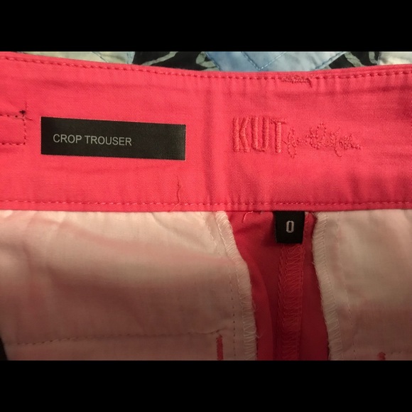 Kut from the Kloth Sienna Cropped Pant - Picture 3 of 3